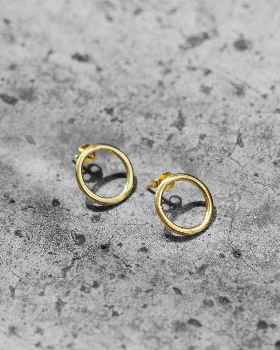Jessica Circle Stud EarringsEarringsVarious MetalsAngela Wozniak Jewellery