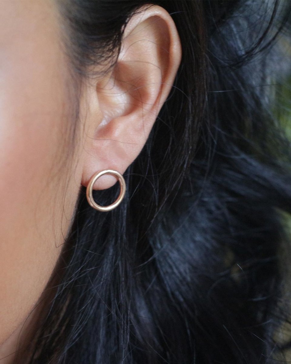 Jessica Circle Stud EarringsEarringsVarious MetalsAngela Wozniak Jewellery