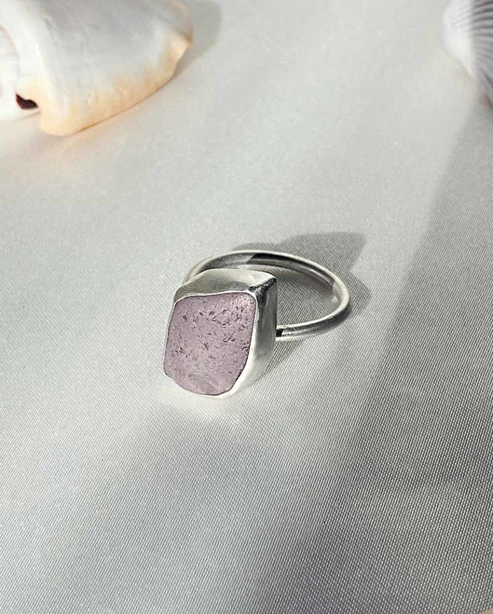 Lavender Seaglass Ring - 401Size 8Angela Wozniak Jewellery