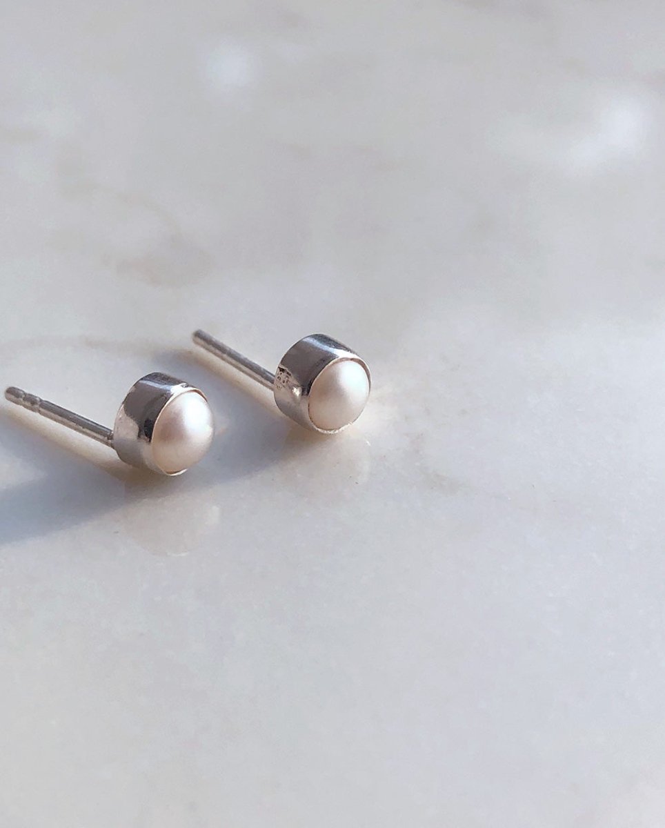 Pearl StudsEarringsVarious MetalsAngela Wozniak Jewellery