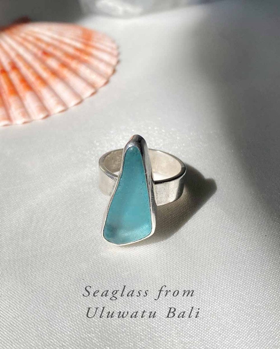 Rockpool Seaglass Ring / Rare Colour / #503RingsSize 6Angela Wozniak Jewellery